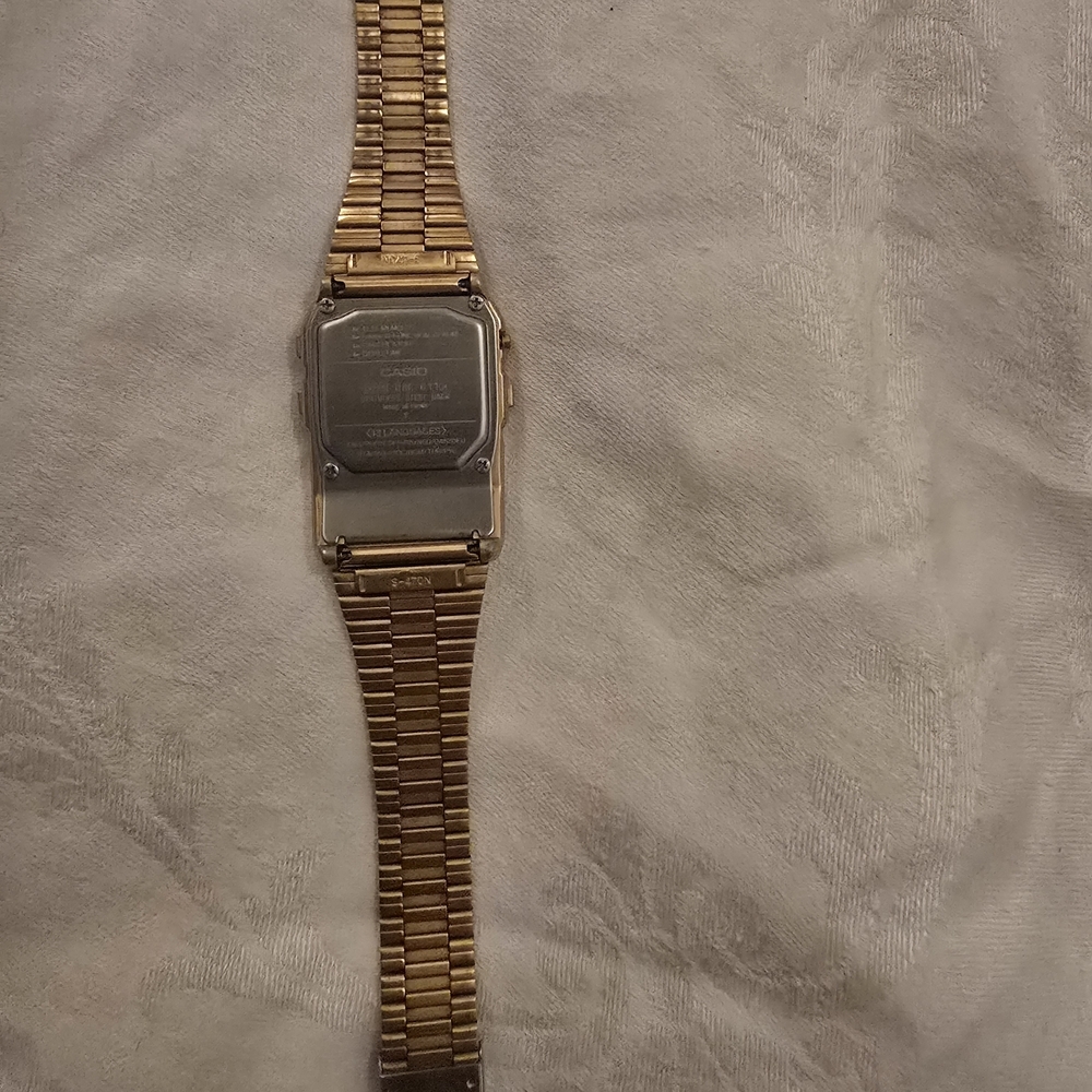 Casio Vintage Calculator Digital Watch - Picture 6 of 8